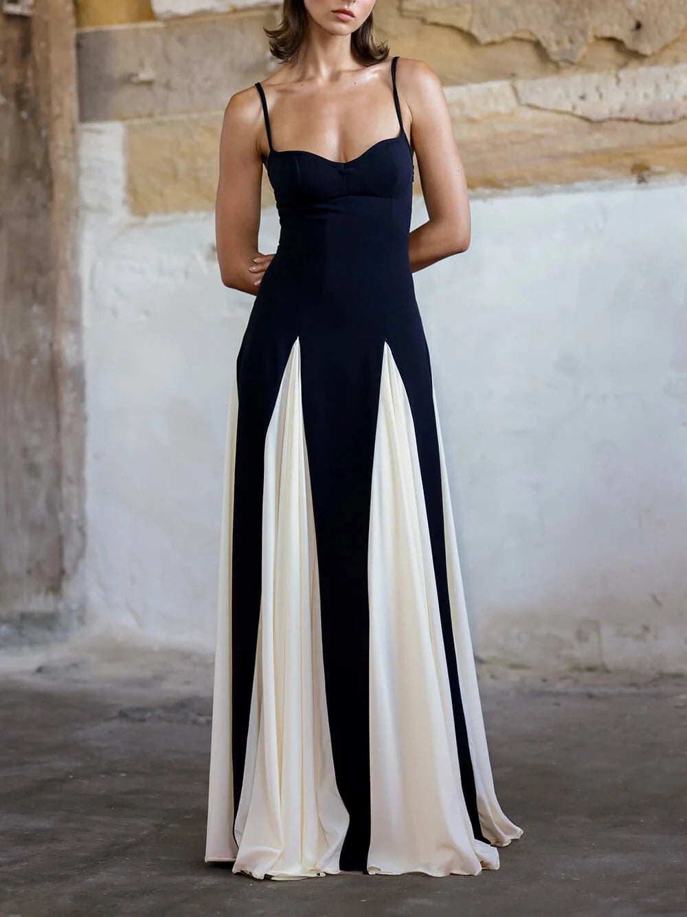 Monroe Noir Maxi Dress